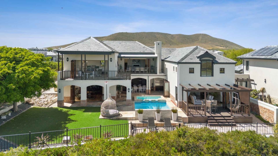 6 Bedroom Property for Sale in Atlantic Beach Golf Estate Western Cape